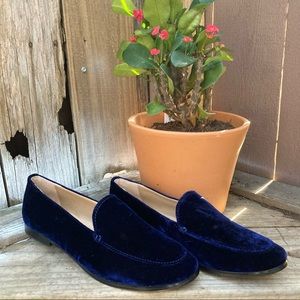 Banana Republic women’s size 7 1/2 , New Never been Worn, Velvet Loafers, NWOT